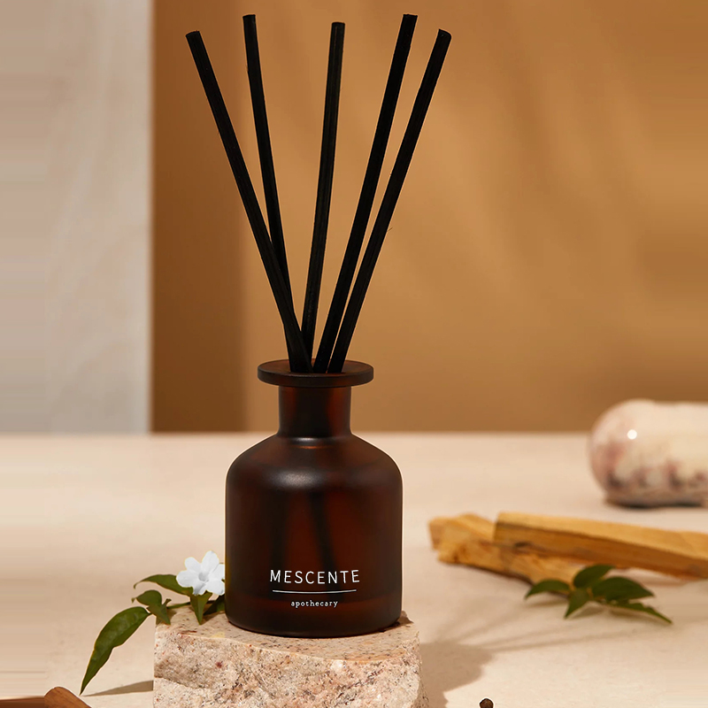label pribadi mewah tempat lilin kaca bening beraroma wangi dengan penutup