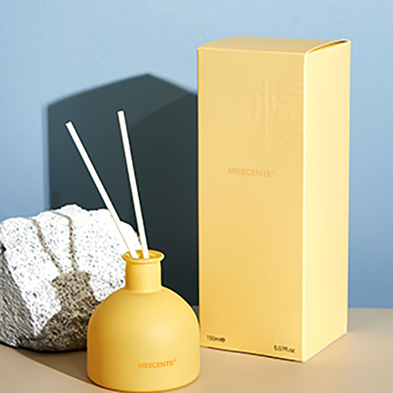 M&Scent hotsale wewangian mewah aroma minyak esensial reed diffuser dengan batang rotan