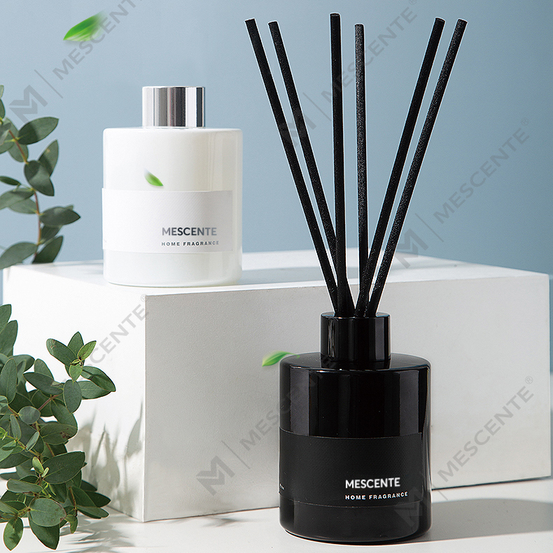 M&Scent Grosir Mewah Label Pribadi Bunga Hias Tongkat Fiber Reed Diffuser dengan Stopper
