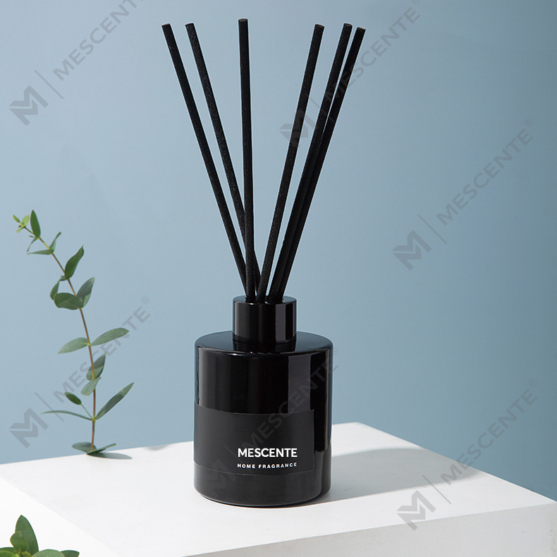 M&Scent Grosir Mewah Label Pribadi Bunga Hias Tongkat Fiber Reed Diffuser dengan Stopper