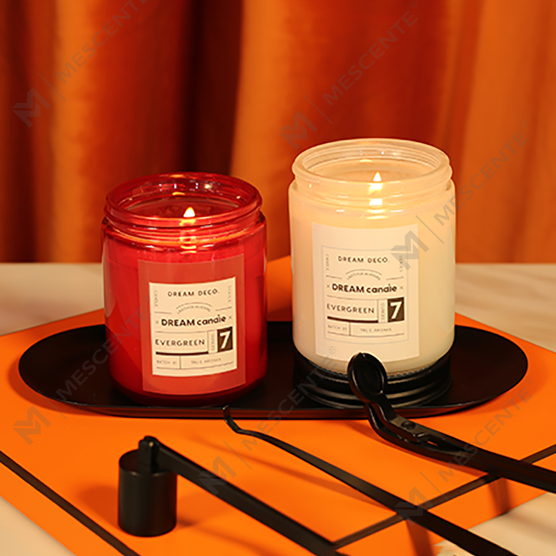Lilin lilin kedelai beraroma mewah label pribadi M&Scent dengan penutup