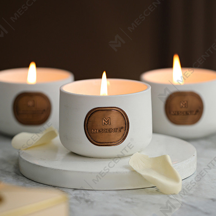 M&Scent set kado lilin kelapa beraroma kustom keramik label pribadi