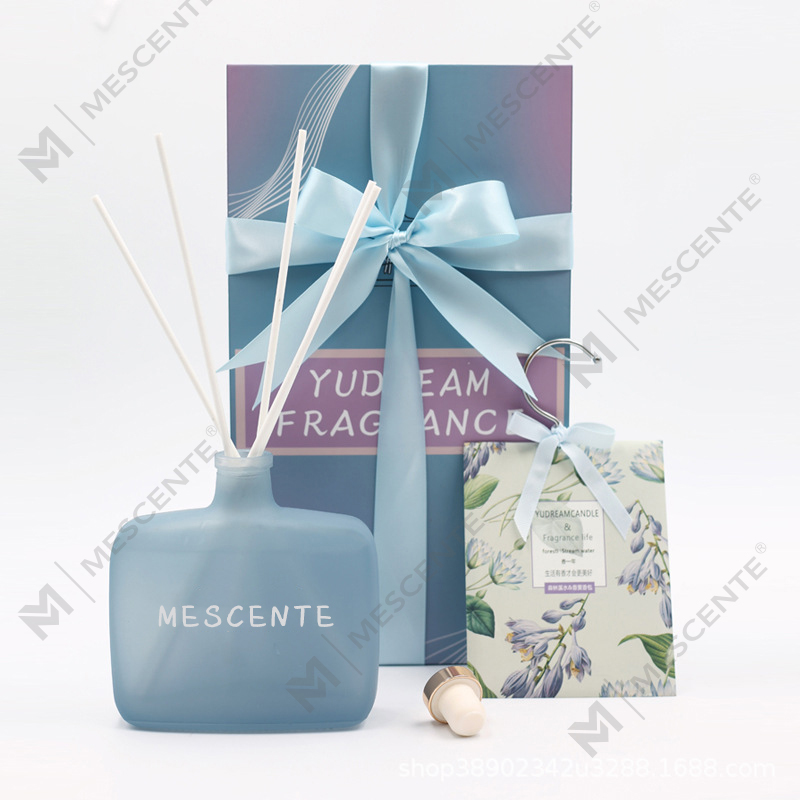 Set Kado Penyebar Lilin dan Buluh, Penyebar Aroma Lilin Beraroma