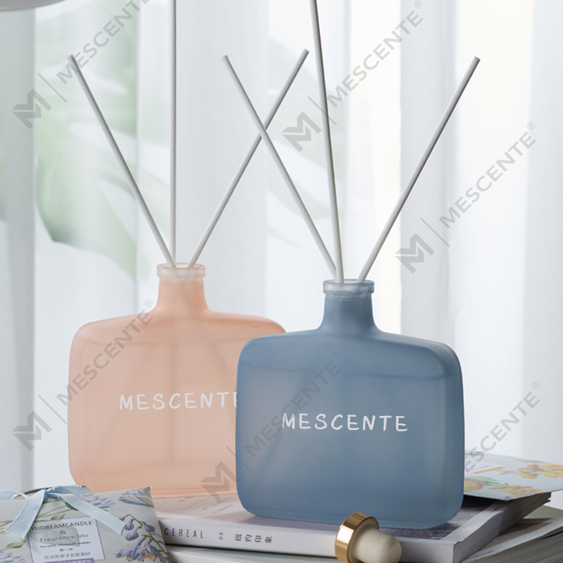 Set Kado Penyebar Lilin dan Buluh, Penyebar Aroma Lilin Beraroma
