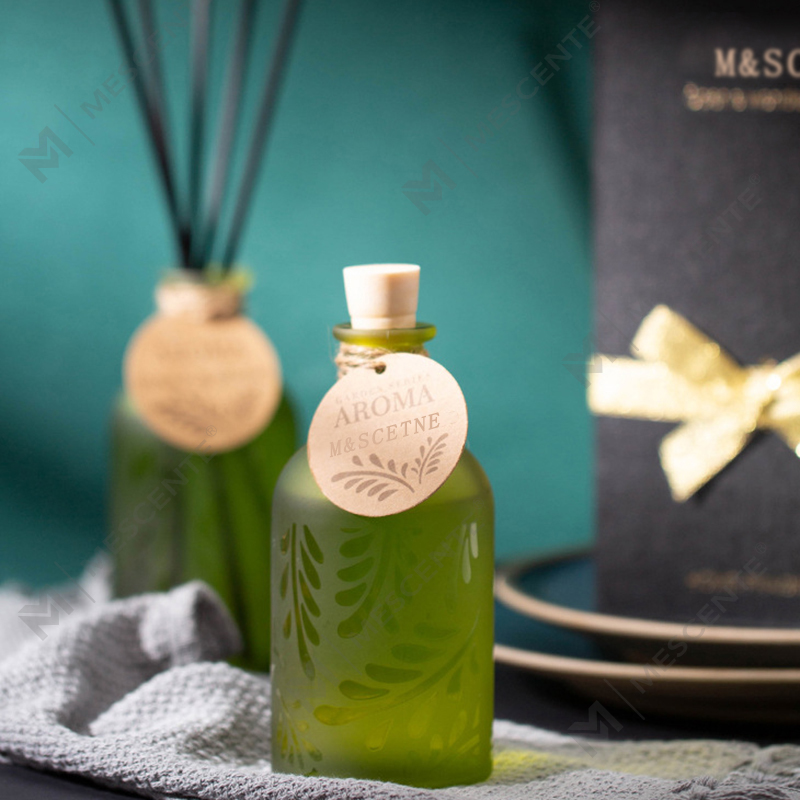 M&Scent Mewah Kustom Label Pribadi Botol Kaca Bunga Cair Reed Diffuser Dengan Kotak Hadiah