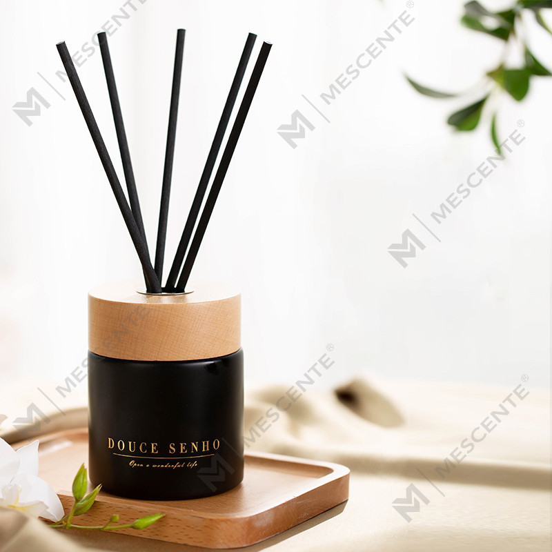 M&Scent Botol Hitam Parfum Minyak Penyebar Aroma Buluh, Set Hadiah Pengharum Buluh Thailand