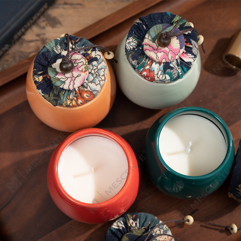M&Scent Dekorasi Mewah Pesanan Massal Lilin Parafin Aromaterapi Pilar Keramik