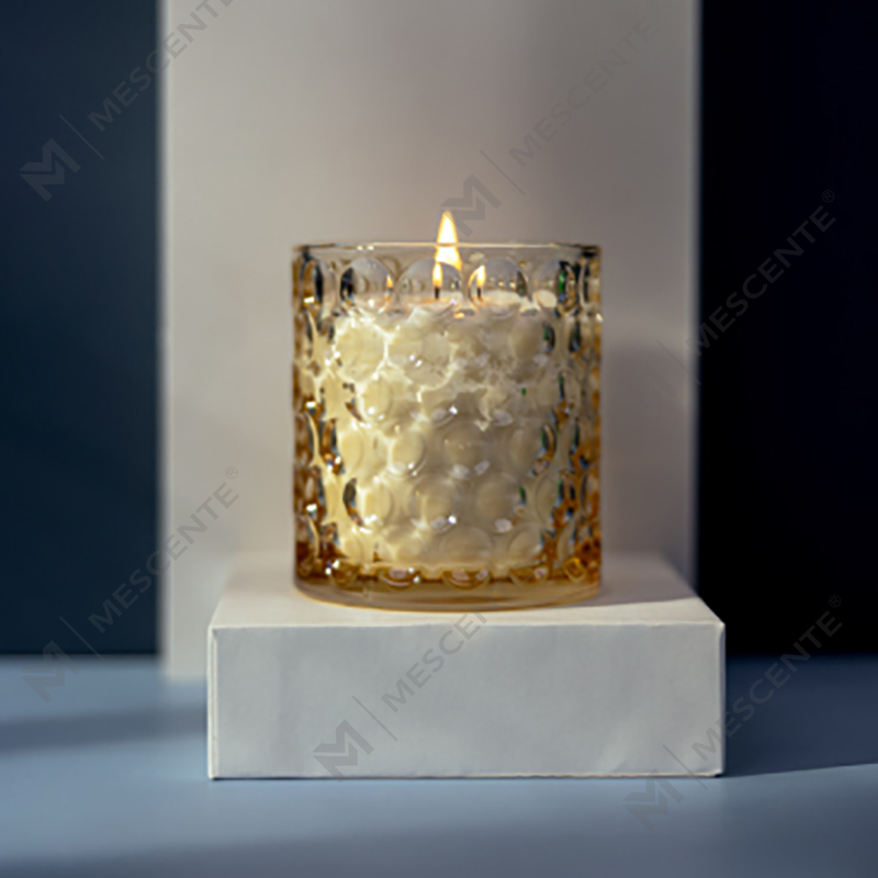 Lilin Kedelai Kaca Berwarna Bening Mewah yang Disesuaikan Label Pribadi Lilin Beraroma Berlabel Citta Dengan Bunga Kering