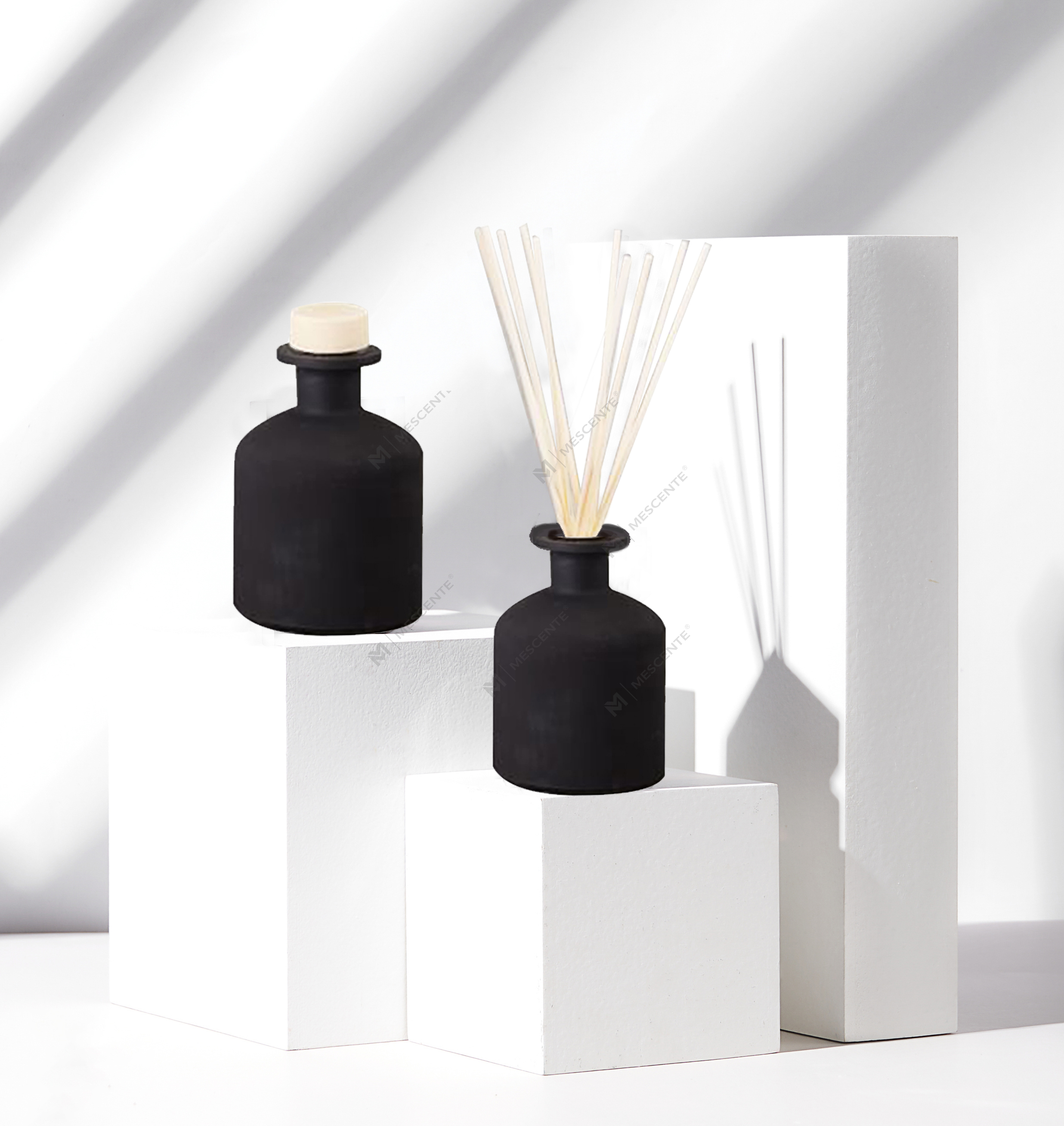 Mescente Luxury 180ml Botol Kaca Khusus Minyak Esensial Reed Diffuser Untuk Hotel