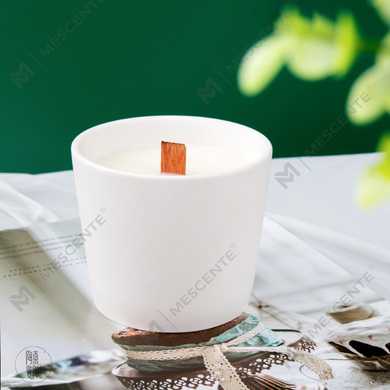 Mewah Kualitas Tinggi Disesuaikan Label Pribadi Lilin Kedelai Berwarna Lilin Beraroma Woodwick Dalam Jumlah Besar