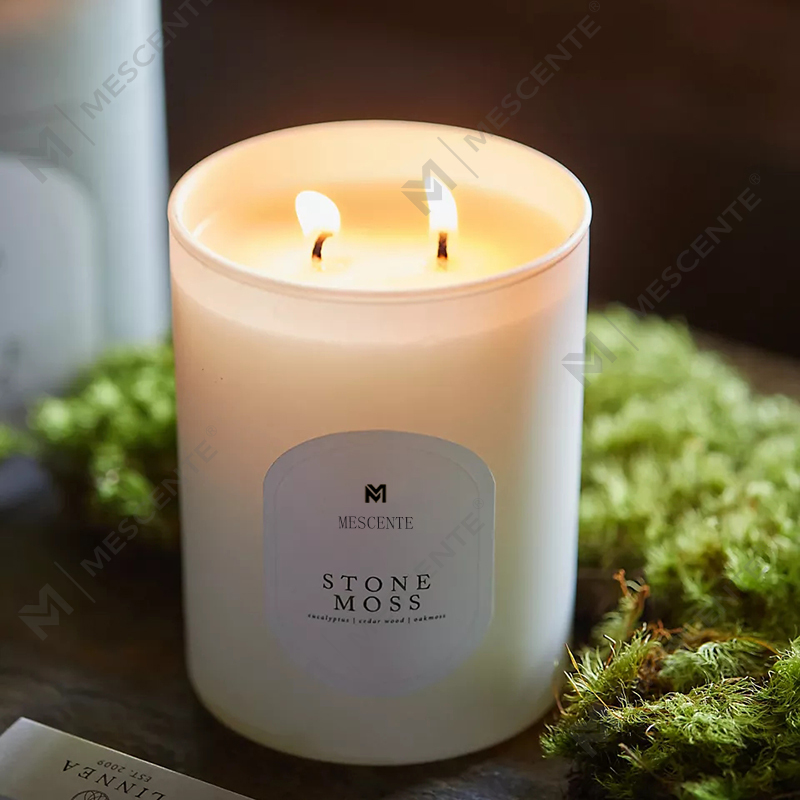 M & Aroma Logo Kustom Meditasi Batu Tidak Beracun Lilin Kristal Lilin Kedelai Beraroma Alami yang Dituang Tangan Ramuan