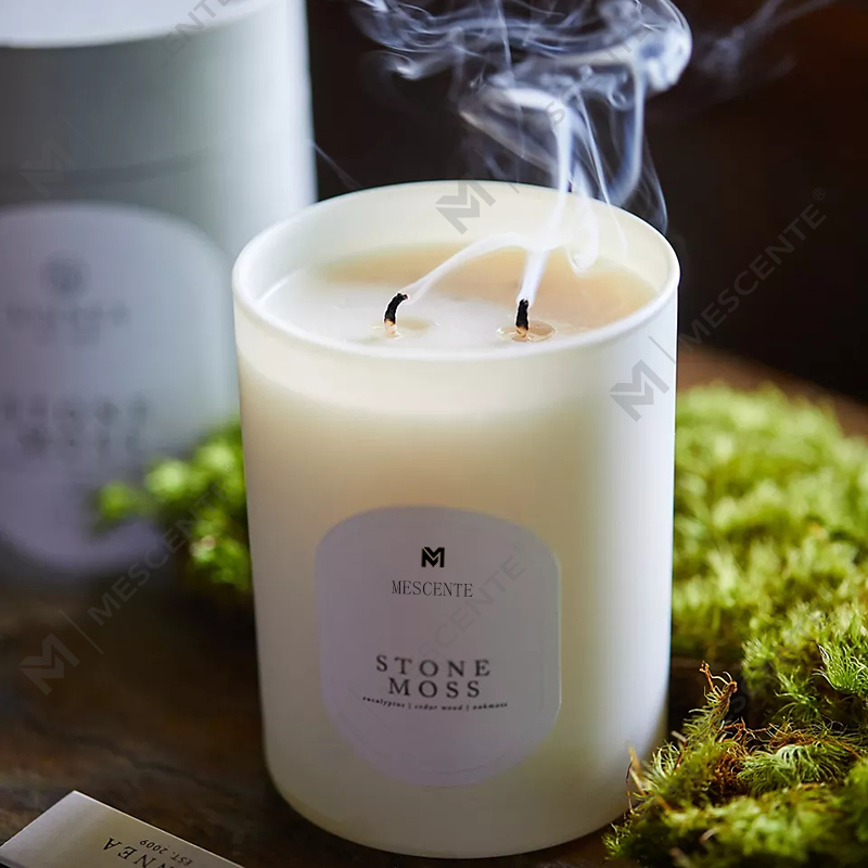 M & Aroma Logo Kustom Meditasi Batu Tidak Beracun Lilin Kristal Lilin Kedelai Beraroma Alami yang Dituang Tangan Ramuan