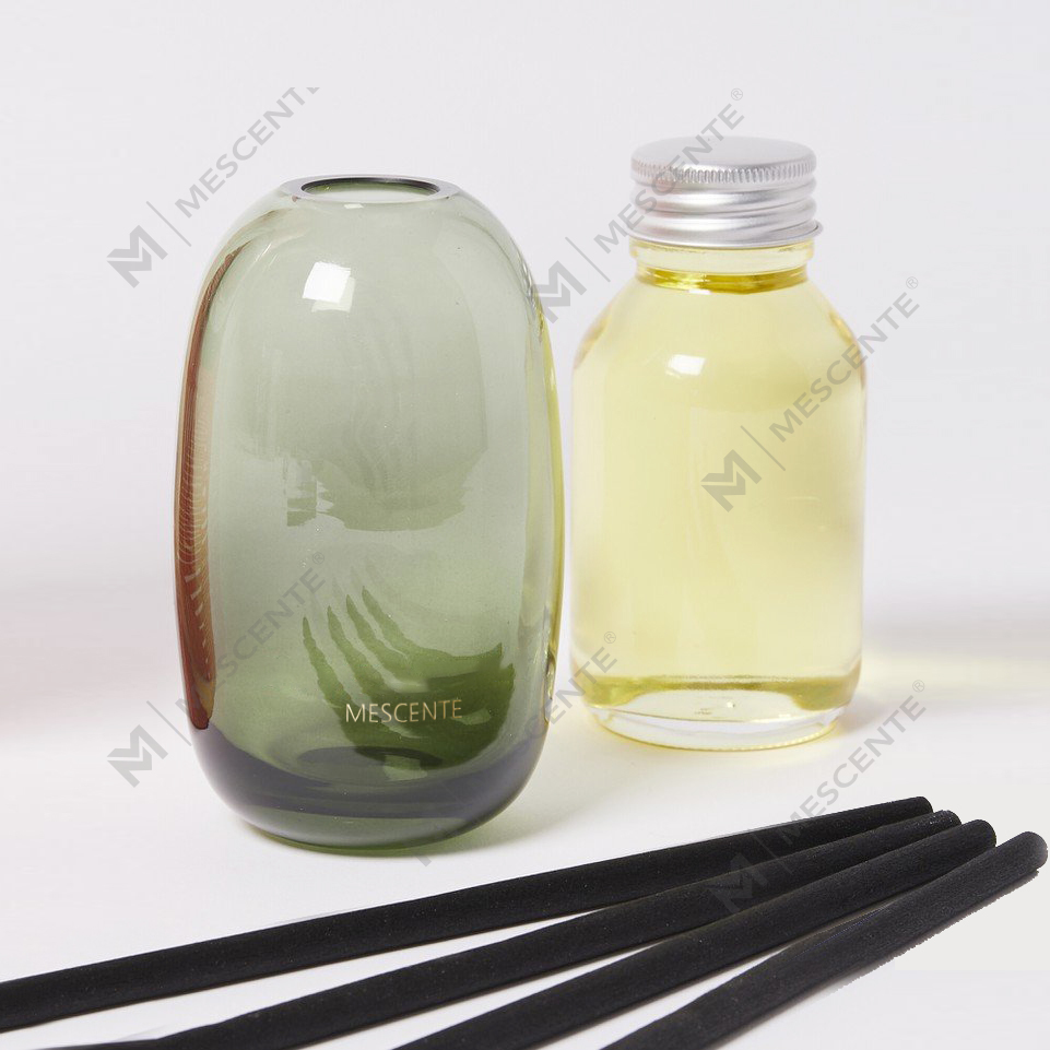 Mewah 100Ml 200Ml 500Ml Botol Bulat Berlian Bunga Loris Sola Kristal Amber Minyak Penyebar Buluh Parfum Eyfel